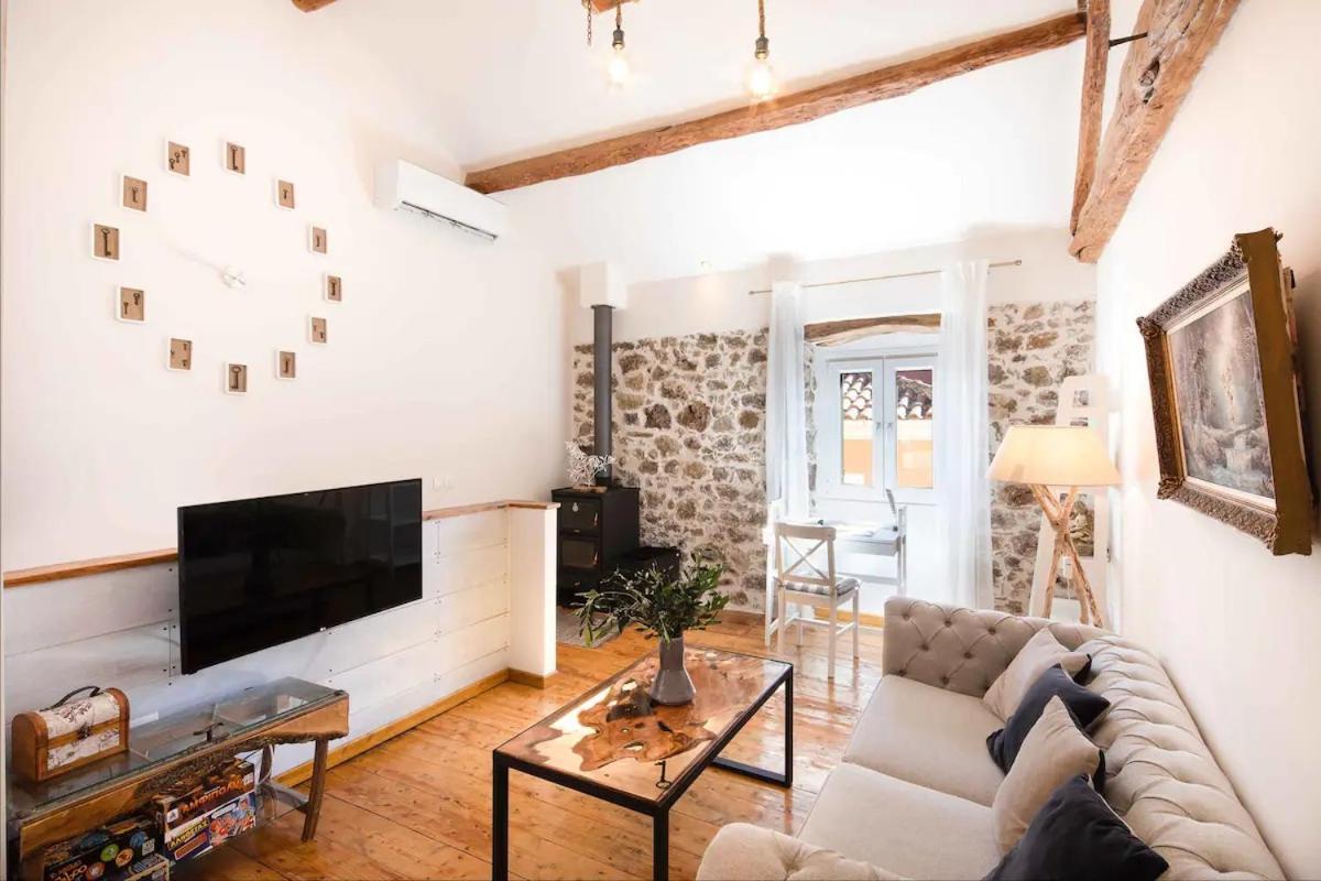 Alia House Villa Doukades ภายนอก รูปภาพ